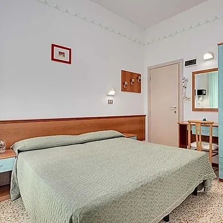 Hotel Gaia 2*
