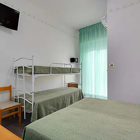 Gaia Hotel 2*